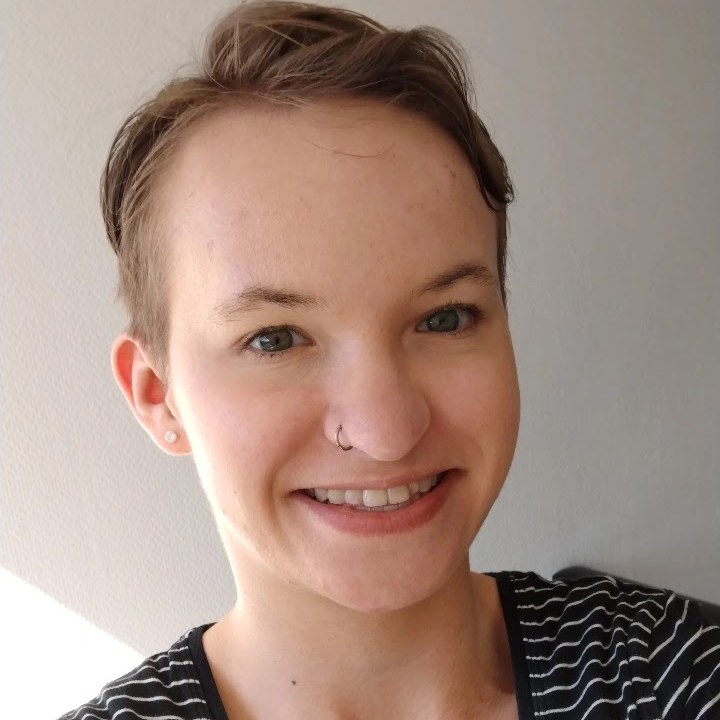 Kim Dokter headshot